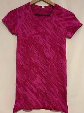 Lululemon Pink Swiftly Tech Top